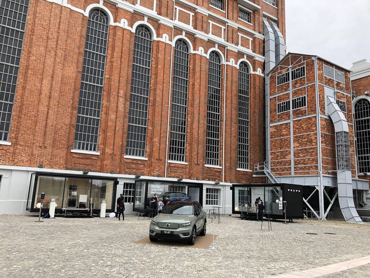 17_Volvo_mobile_Container