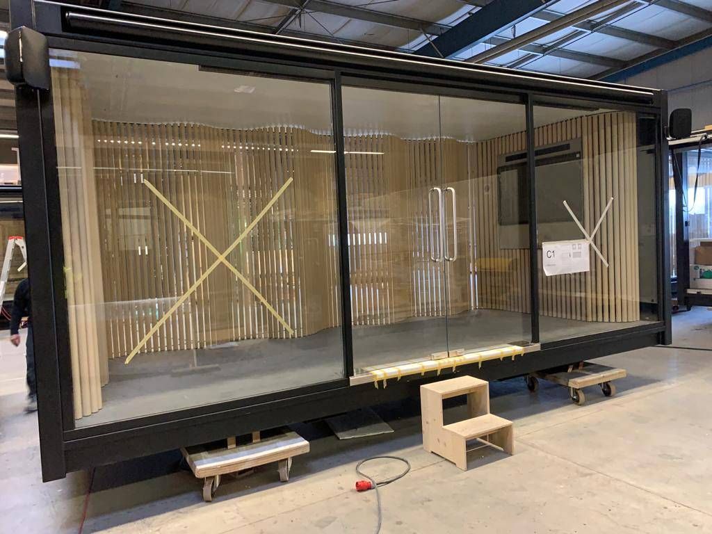 20_Volvo_mobile_Container